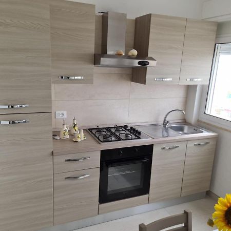 הוילה מרינה די ליצאנו Casa Lella Torretta Mare מראה חיצוני תמונה