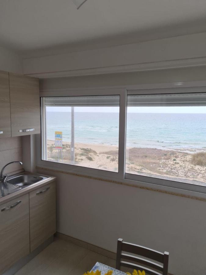 הוילה מרינה די ליצאנו Casa Lella Torretta Mare מראה חיצוני תמונה