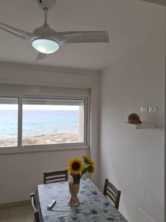 הוילה מרינה די ליצאנו Casa Lella Torretta Mare מראה חיצוני תמונה