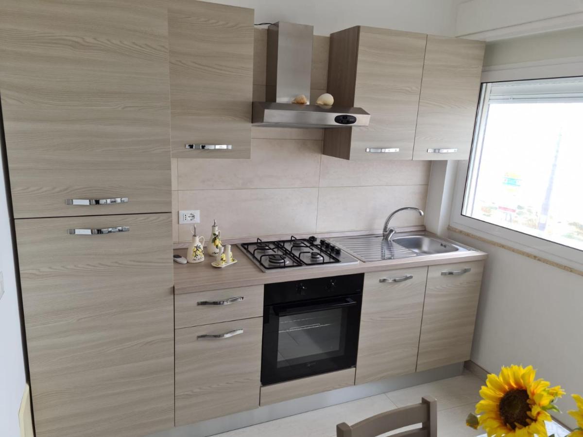 הוילה מרינה די ליצאנו Casa Lella Torretta Mare מראה חיצוני תמונה